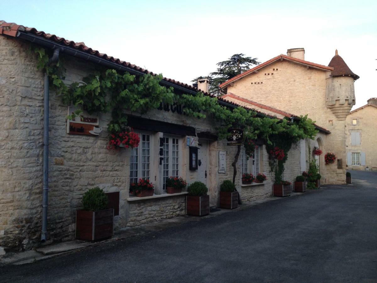 Le Grenier 1 Rue Verte Tusson 16140 France Buitenkant foto