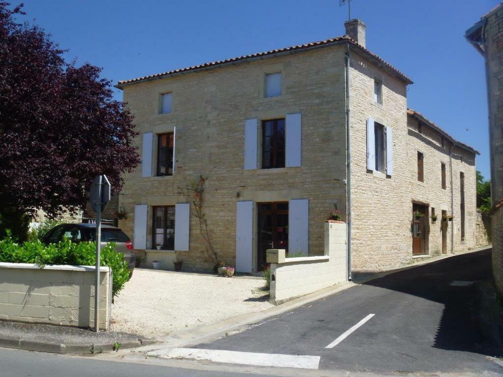 Le Grenier 1 Rue Verte Tusson 16140 France Buitenkant foto